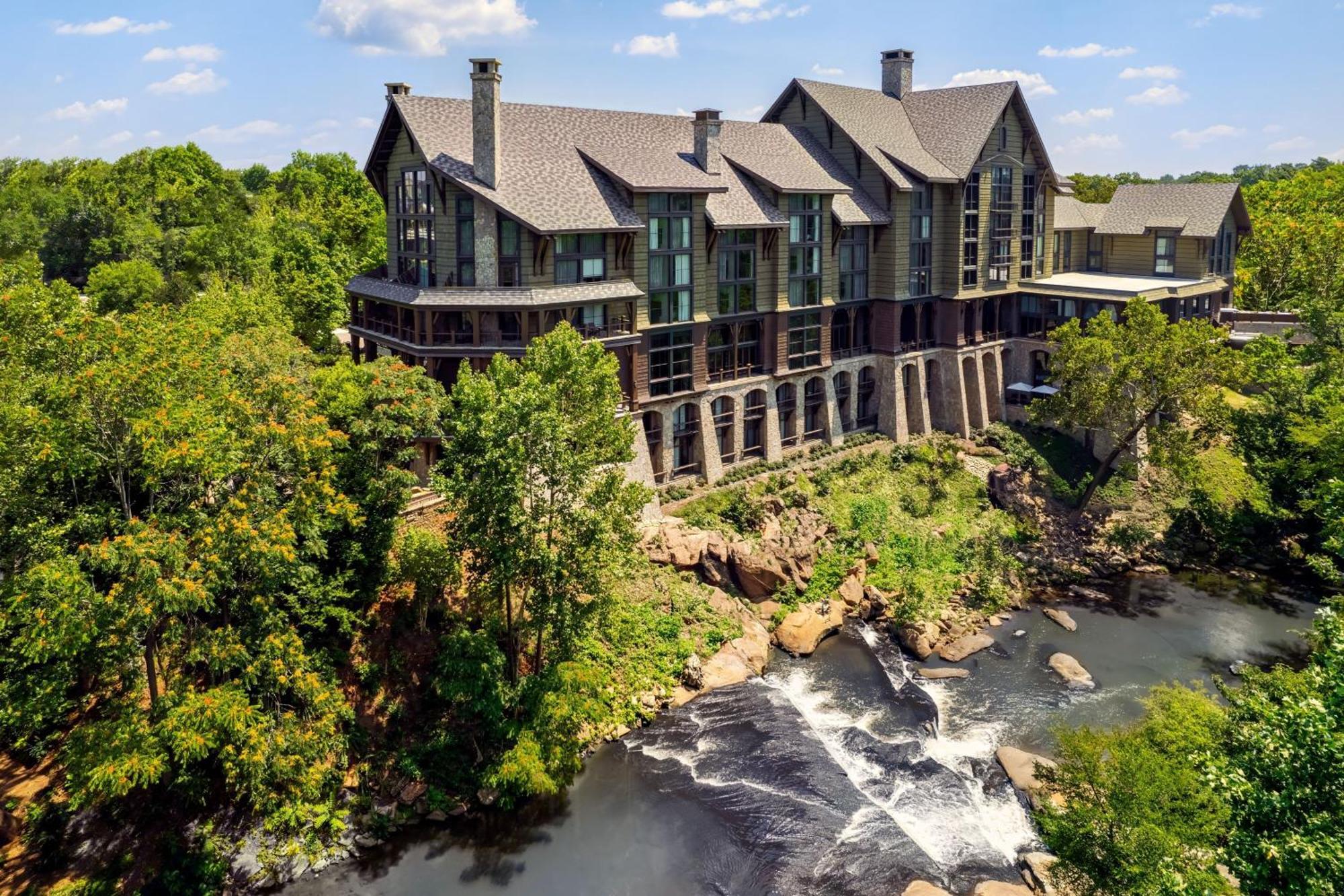 Grand Bohemian Lodge Greenville, Autograph Collection 외부 사진